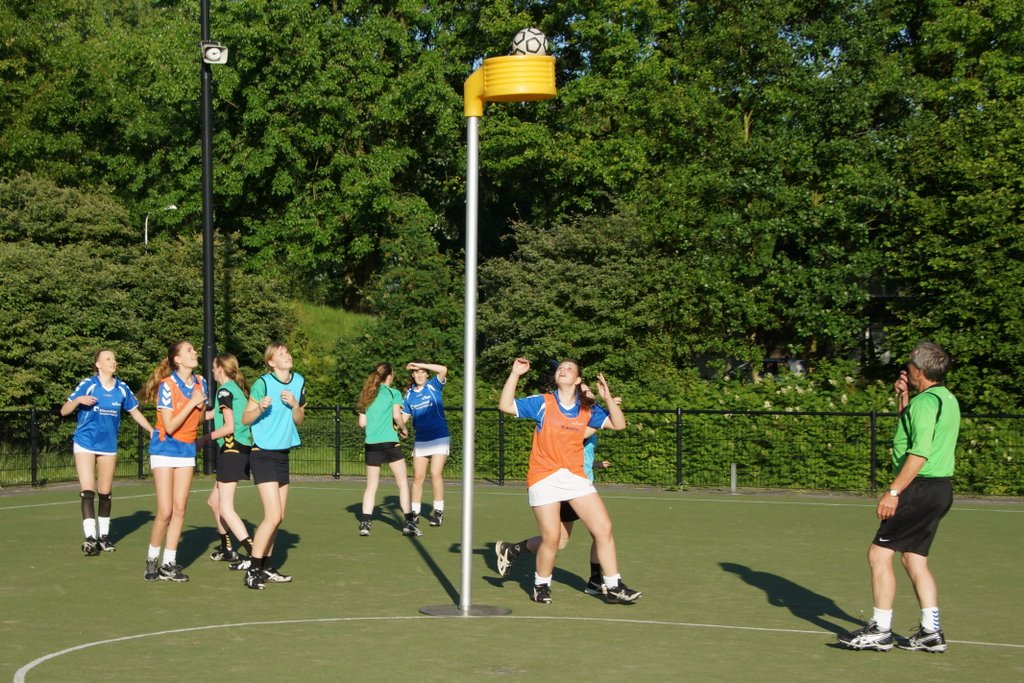 Korfbal B4  23 mei-003.JPG